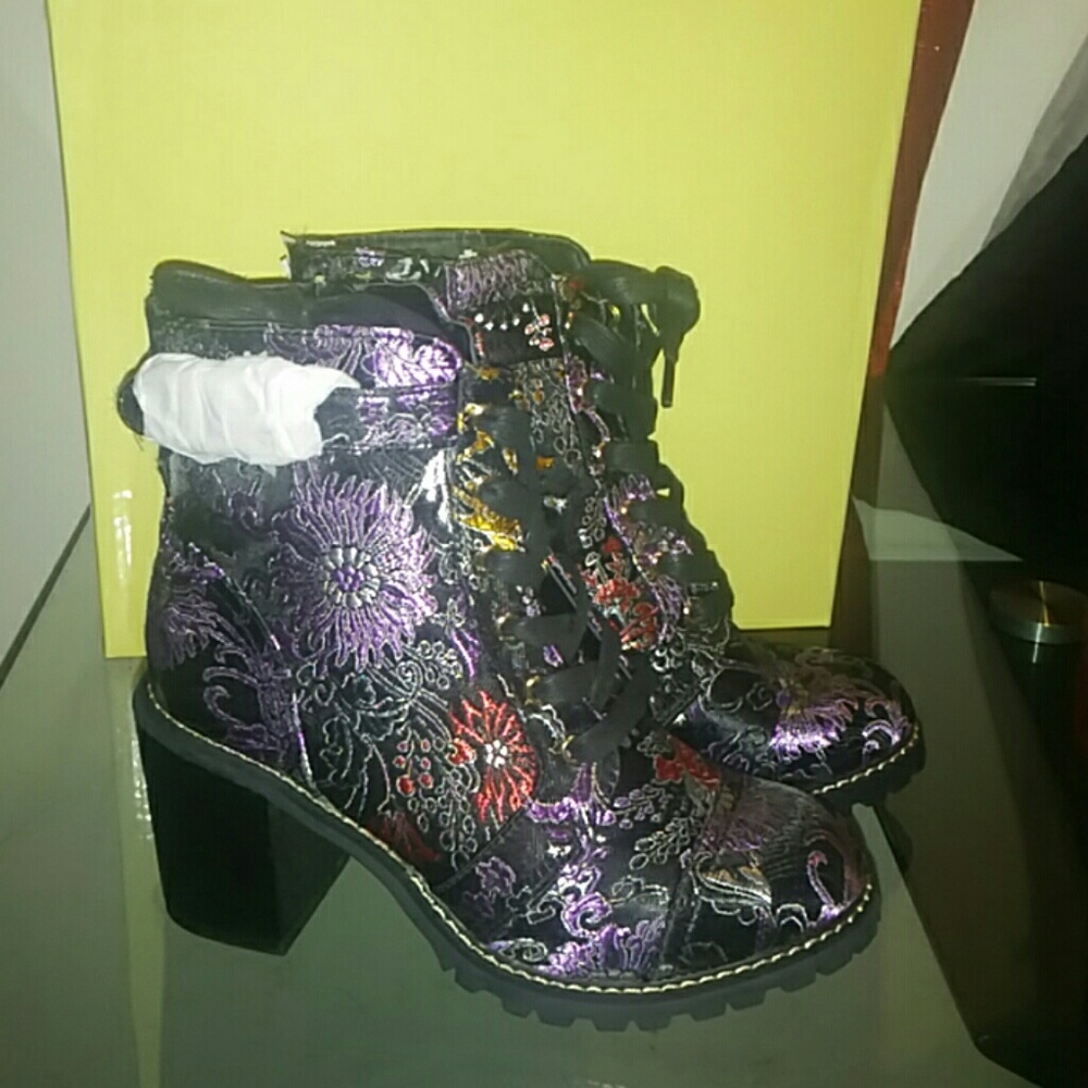Purple floral Boots